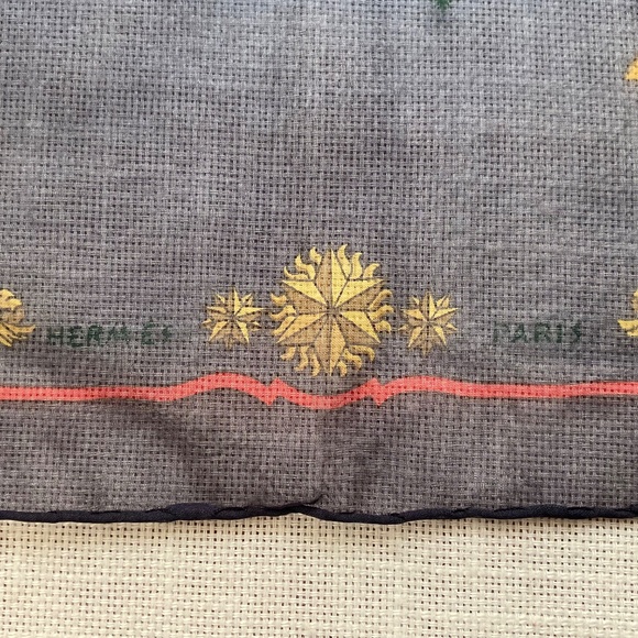 Hermes Scarf Cosmos Horses Silk Handrolled Signed Made In France - Picture 6 of 13